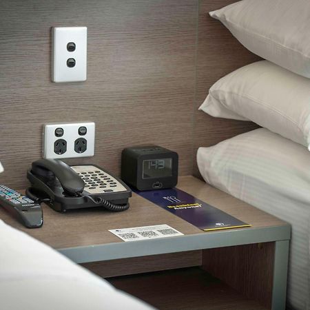 Doubletree By Hilton Cairns Hotel Eksteriør billede